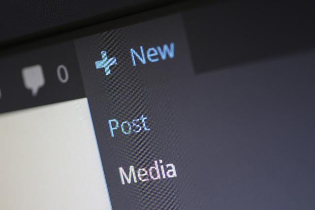Bloggers 4 ListLockr handles your email subscriber backups so you can focus on blogging